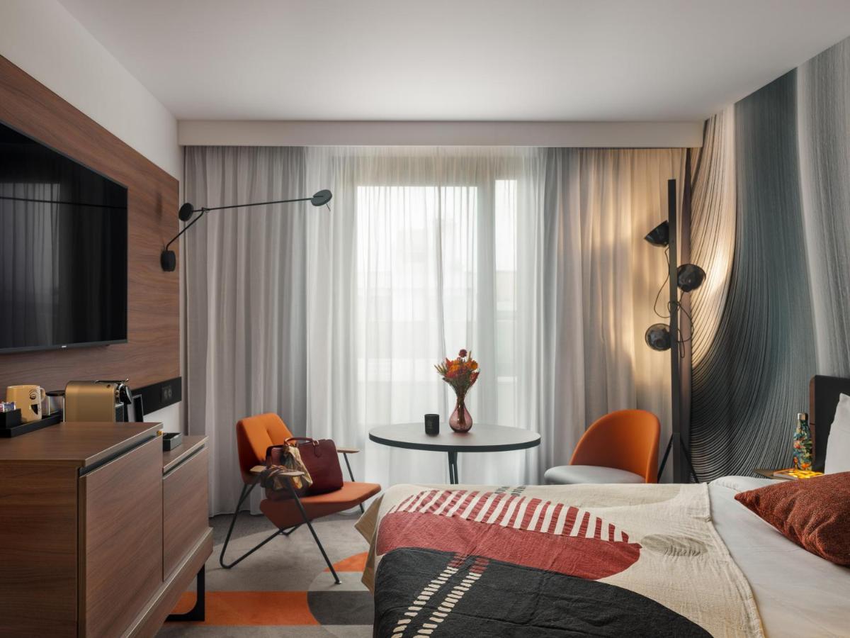 Novotel Paris Vaugirard Montparnasse Exterior photo